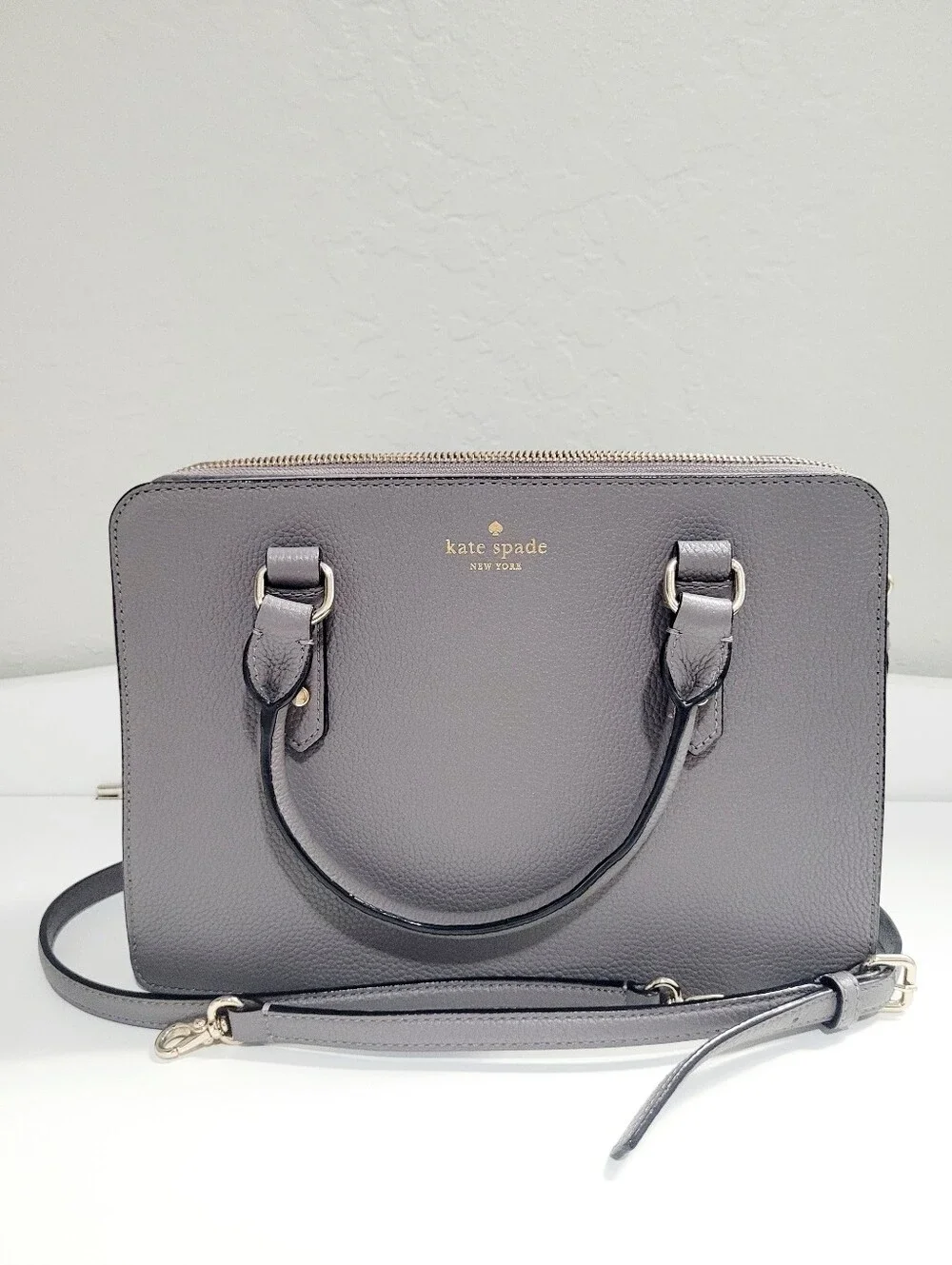 🏷PRICE IS FIRM🏷LIKE NEW🌸Kate Spade Bag🌸